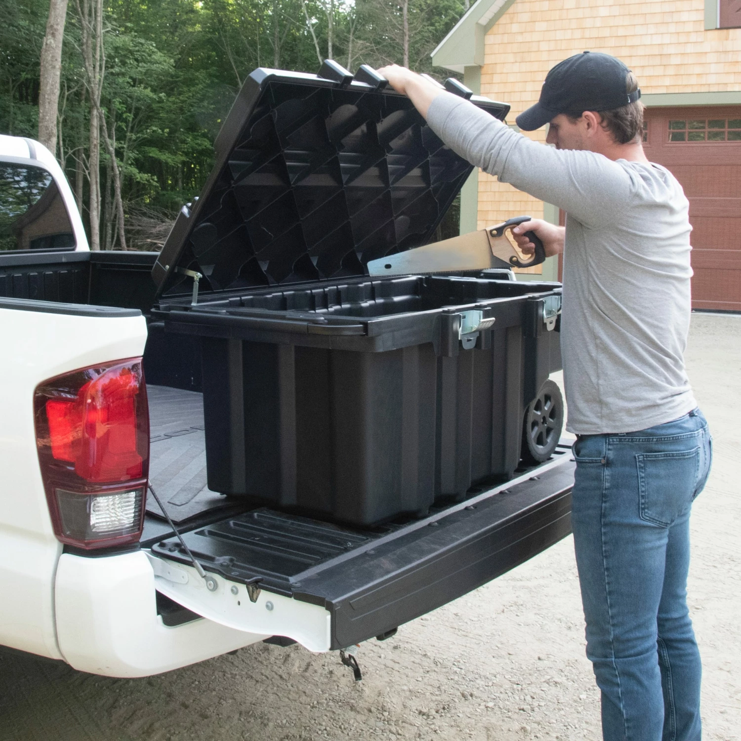 Kobalt Portable Tool Boxes 45-in Black Plastic Wheels Lockable Tool Box 6 Kobalt Portable Tool Boxes 45-in Black Plastic Wheels Lockable Tool Box - Image 6