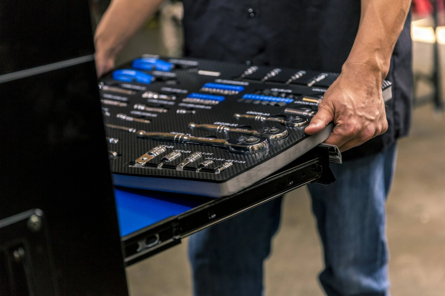 Kobalt Mechanics Tool Sets 300-Piece Standard (SAE) and Metric Combination Polished Chrome Mechanics Tool Set (1/4-in; 3/8-in) 14 Kobalt Mechanics Tool Sets 300-Piece Standard (SAE) and Metric Combination Polished Chrome Mechanics Tool Set (1/4-in; 3/8-in) - Image 14