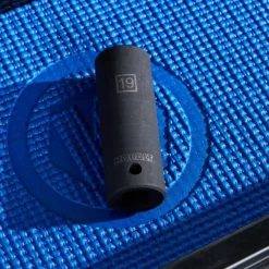 Kobalt Impact Sockets & Impact Socket Sets Metric 1/2-in Drive 19mm 6-Point Impact Socket -Kobalt Sales Shop 44893552