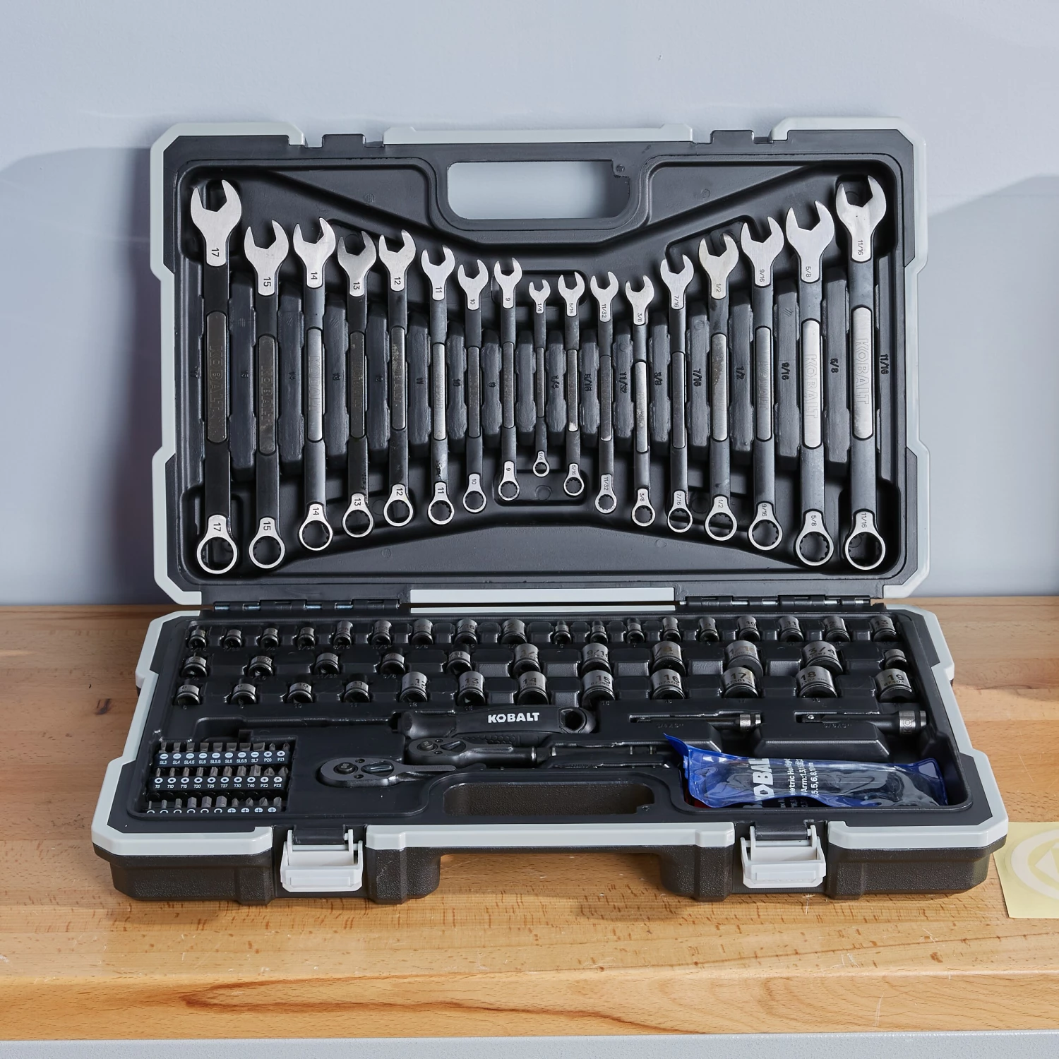 Kobalt Mechanics Tool Sets Universal 115-Piece Standard (SAE) and Metric Combination Matte Mechanics Tool Set (1/4-in; 3/8-in) 4 Kobalt Mechanics Tool Sets Universal 115-Piece Standard (SAE) and Metric Combination Matte Mechanics Tool Set (1/4-in; 3/8-in) - Image 4