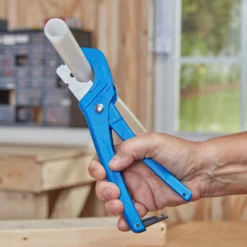 Kobalt Pipe Cutters 1-1/4-in Poly Tube Cutter -Kobalt Sales Shop 45373558