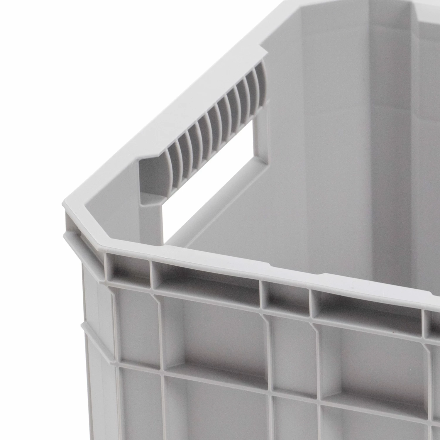 Kobalt Plastic Storage Totes Kobalt Stackable Crate 6 Kobalt Plastic Storage Totes Kobalt Stackable Crate - Image 6